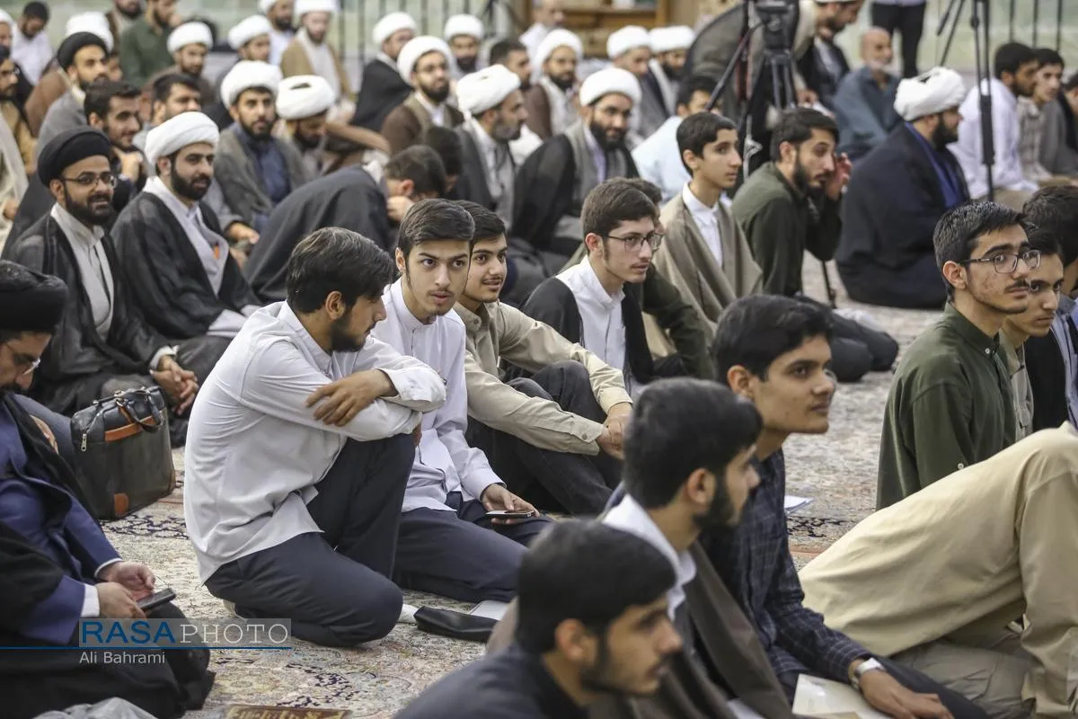 گردهمایی عزم و اخوت