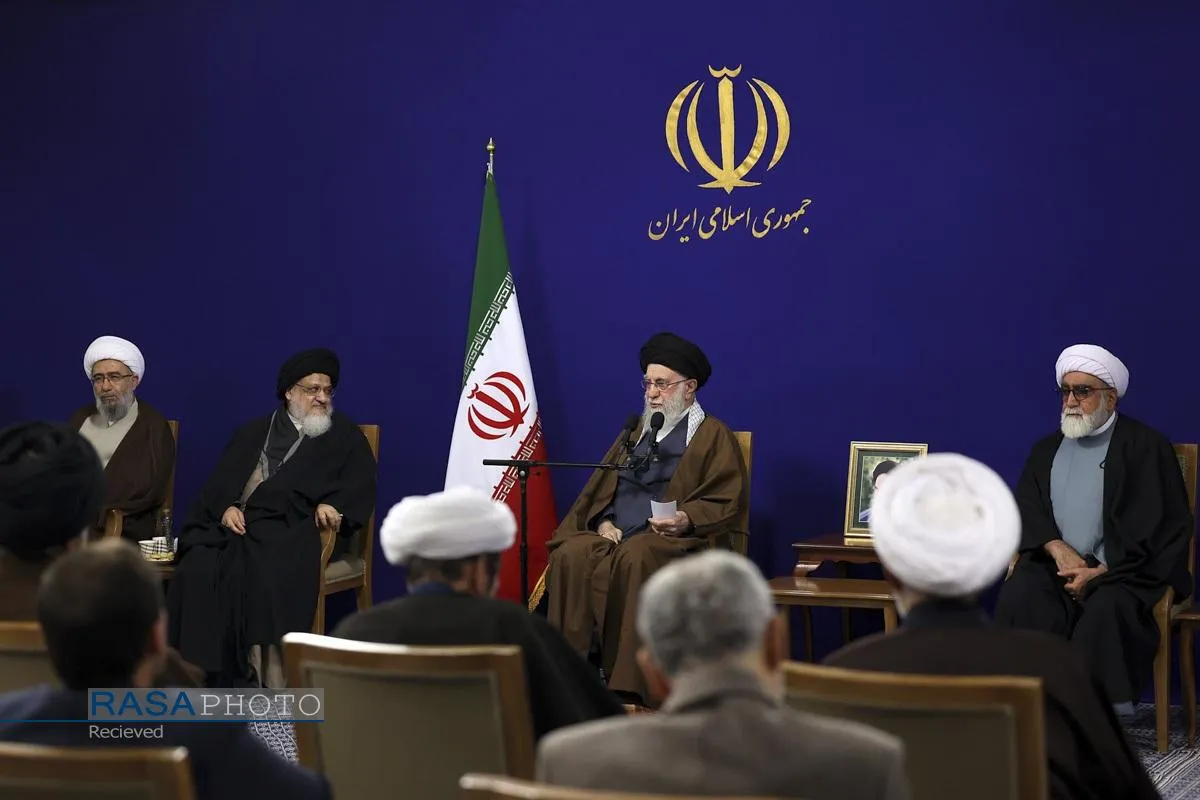 دیدار اعضای ستاد برگزاری کنگره بزرگداشت آیت&zwnj;الله میلانی با رهبر معظم انقلاب