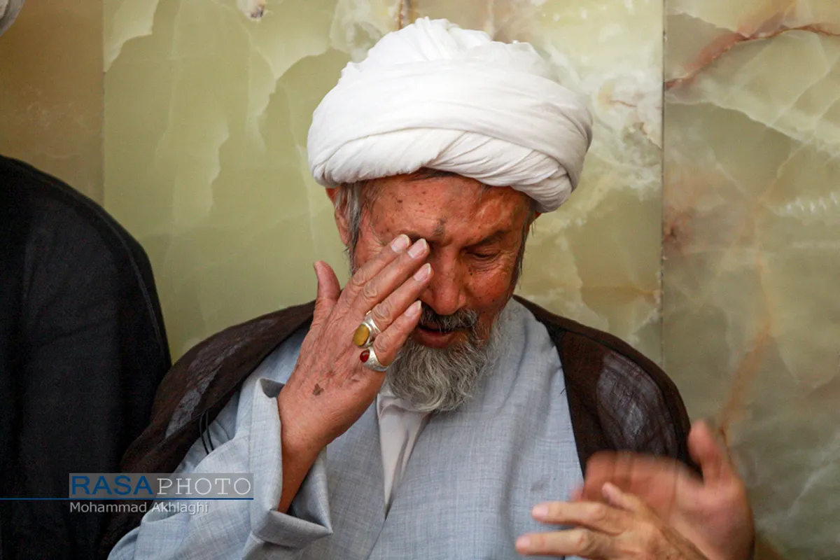 تصاویری از مرحوم آیت الله مومن عضو خبرگان رهبری