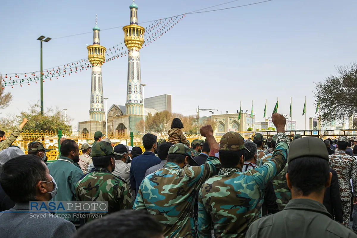 تشییع پیکر شهید مدافع وطن احمد لطفی در مشهد