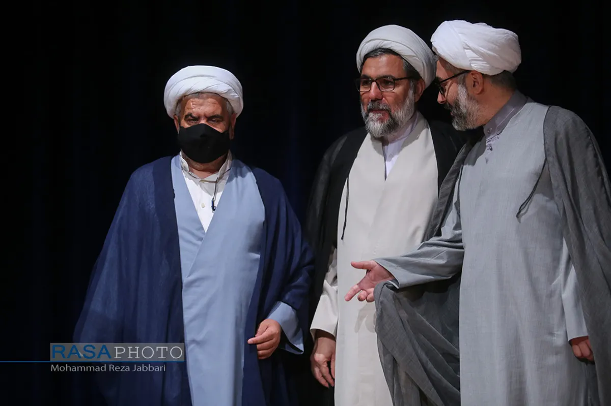 همایش نقش مبلغان در دفاع مقدس&lrm;&lrm;