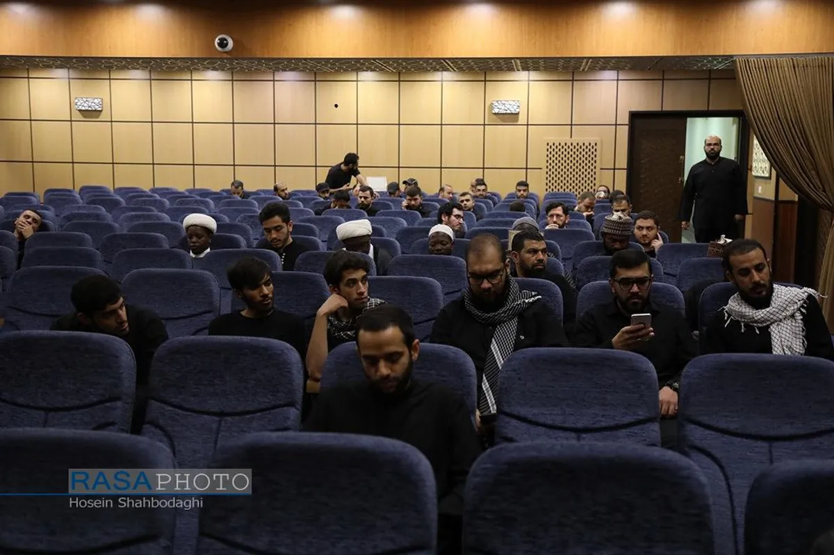 حضور شخصیت&zwnj;های حوزوی و گروه&zwnj;های مردم در دفتر حزب الله لبنان در قم