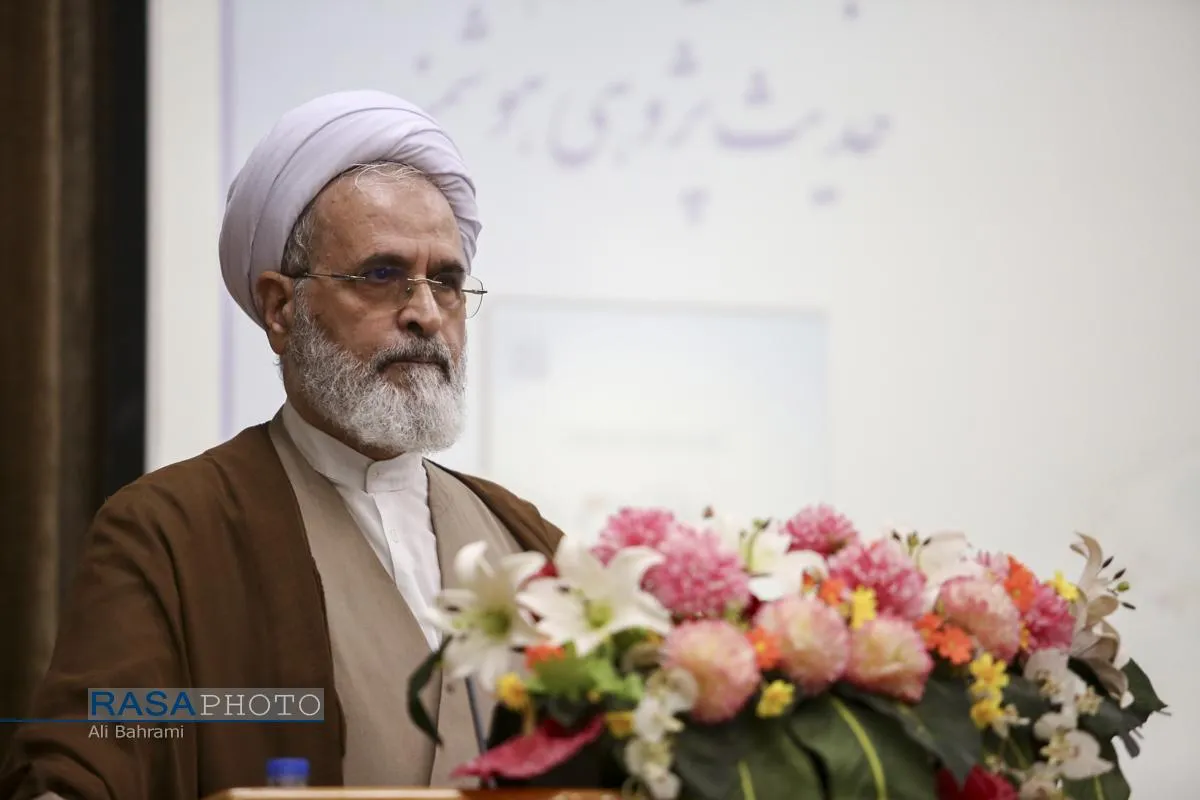 مراسم رونمایی از نرم&zwnj;افزار جامع الاحادیث نسخه ۴