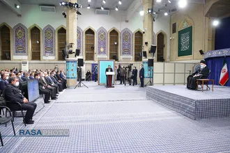دیدار کارآفرینان، تولیدکنندگان و دانش بنیان&zwnj;ها با رهبر انقلاب