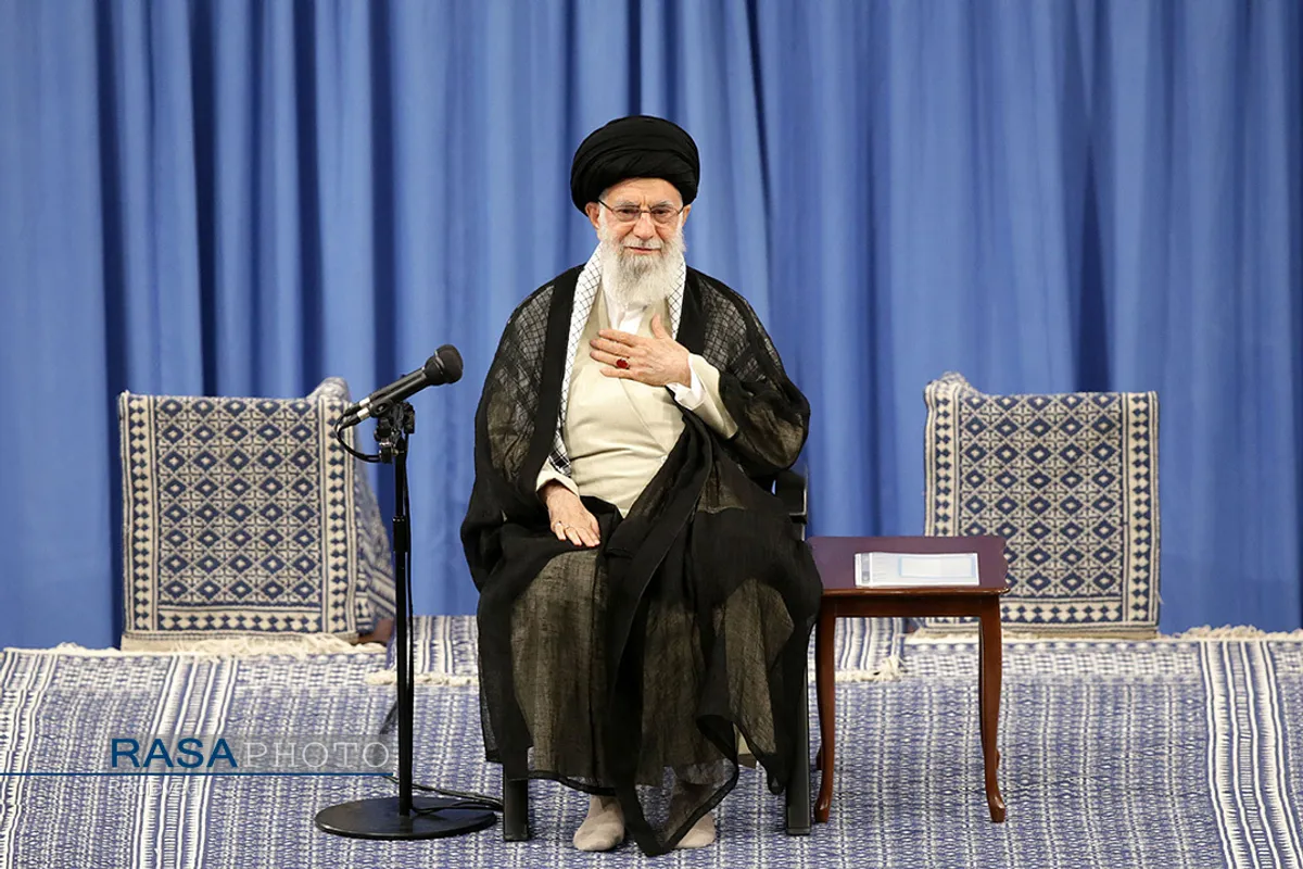 دیدار هزاران نفر از فرماندهان سپاه پاسداران انقلاب اسلامی با حضرت آیت الله خامنه ای فرمانده کل قوا