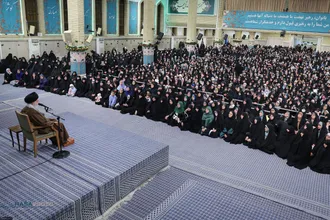 دیدار هزاران نفر از زنان و دختران با رهبر انقلاب