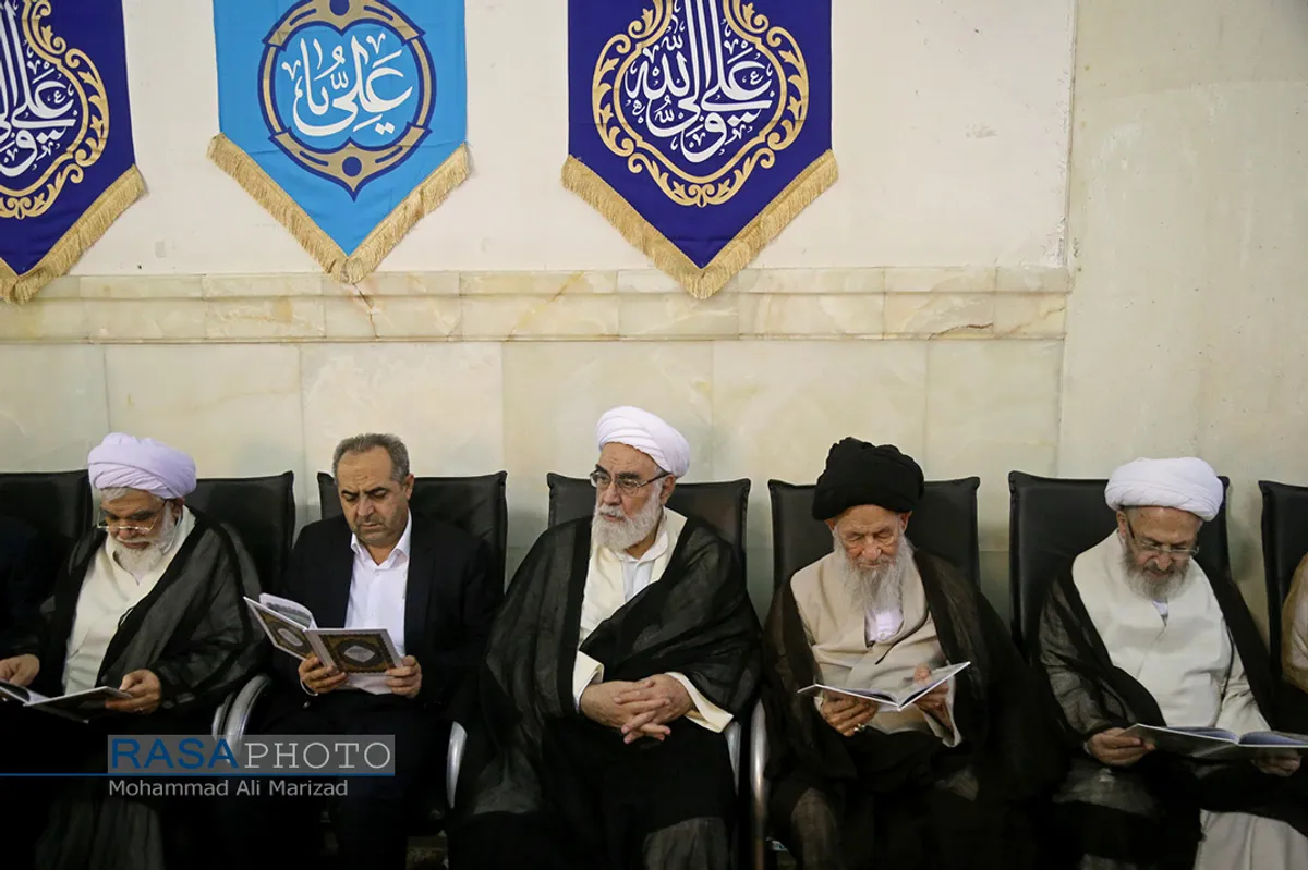 مراسم بزرگداشت آیت الله آصف محسنی در حرم حضرت معصومه (سلام الله علیها)