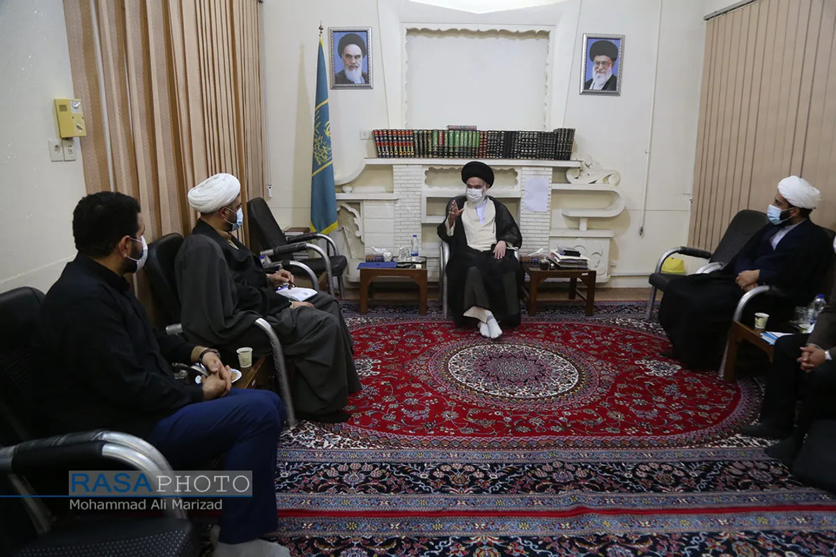 دیدار مدیرعامل خبرگزاری رسا با آیت الله حسینی بوشهری