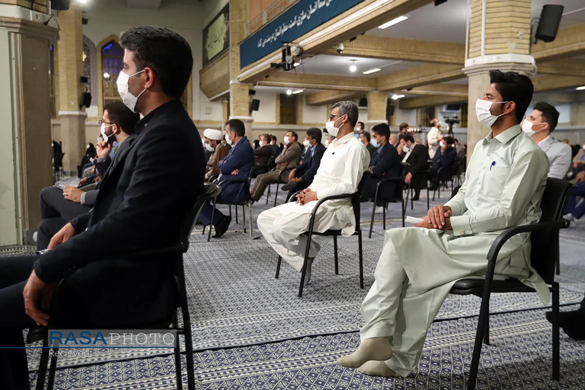 دیدار جمعی از معلمان با مقام معظم رهبری