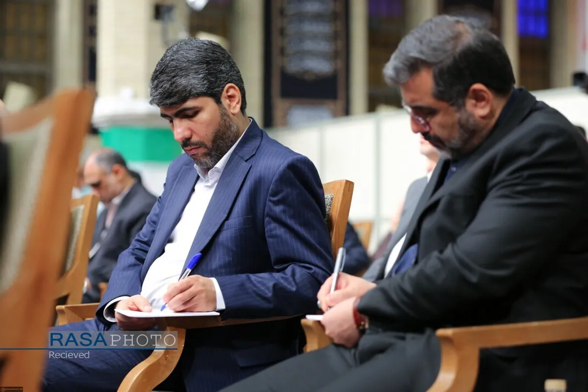 دیدار رئیس&zwnj;جمهور و اعضای دولت با رهبر انقلاب
