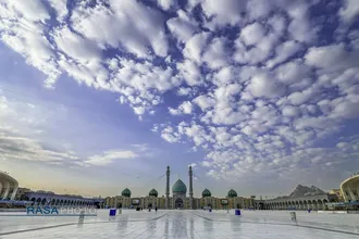 مسجد مقدس جمکران؛ تجلی&zwnj;گاه وحدت و انتظار