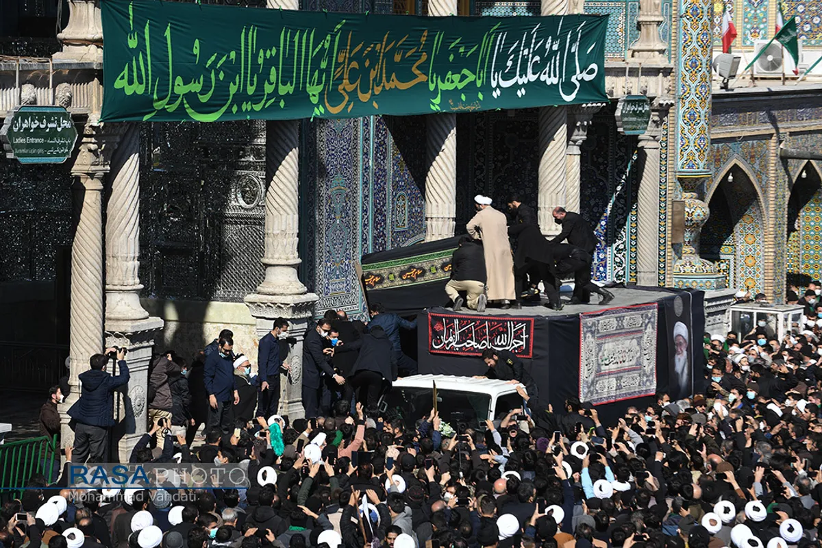 تشییع حضرت آیت الله صافی گلپایگانی در قم