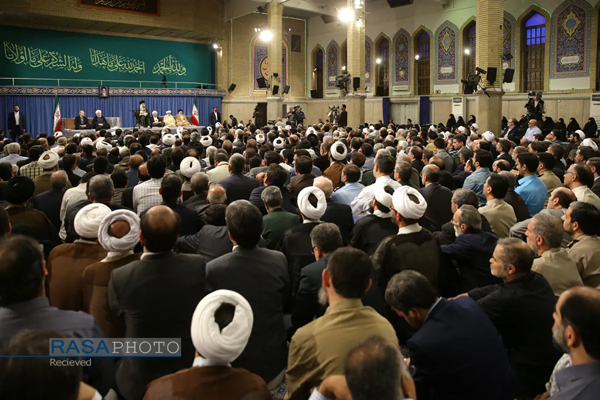 دیدار مسئولان و سفرای کشور&zwnj;های اسلامی با مقام معظم رهبری