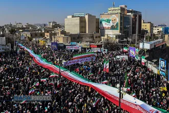 منتخب عکس&zwnj;های رسا از راهپیمایی به یادماندنی ۲۲ بهمن ۱۴۰۱