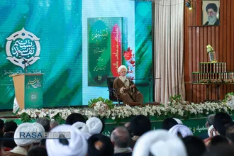 رونمایی از تفسیر تسنیم آیت&zwnj;الله جوادی آملی