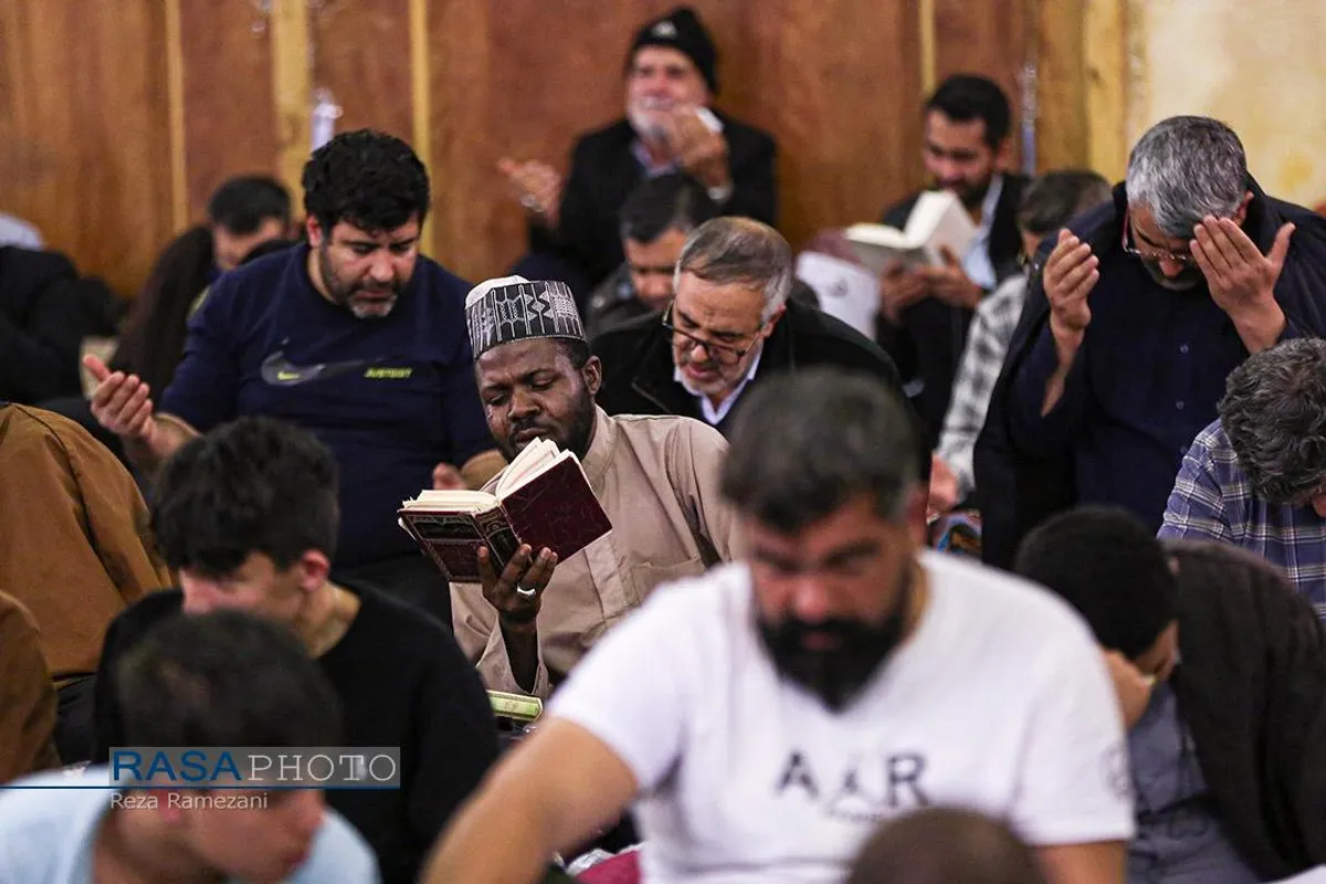 مراسم معنوی اعمال "ام داوود" در مسجد مقدس جمکران