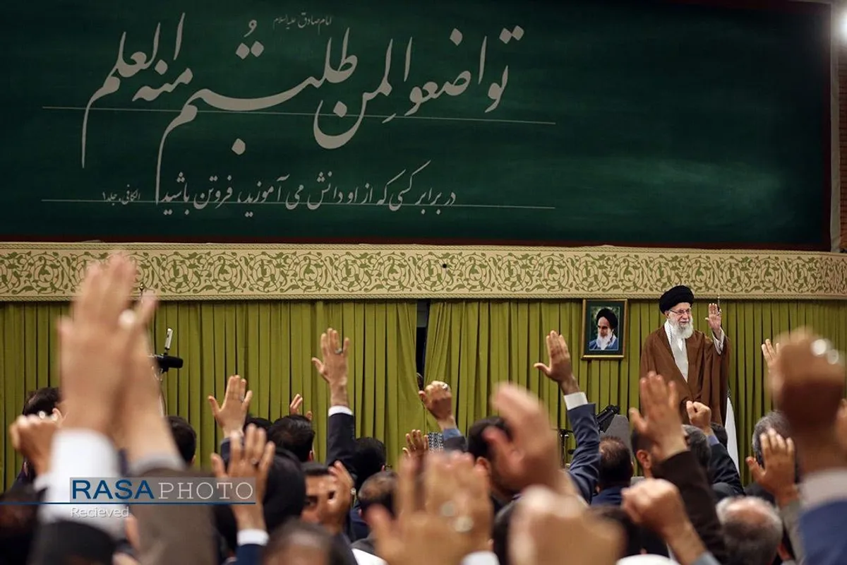 دیدار معلمان با رهبر معظم انقلاب
