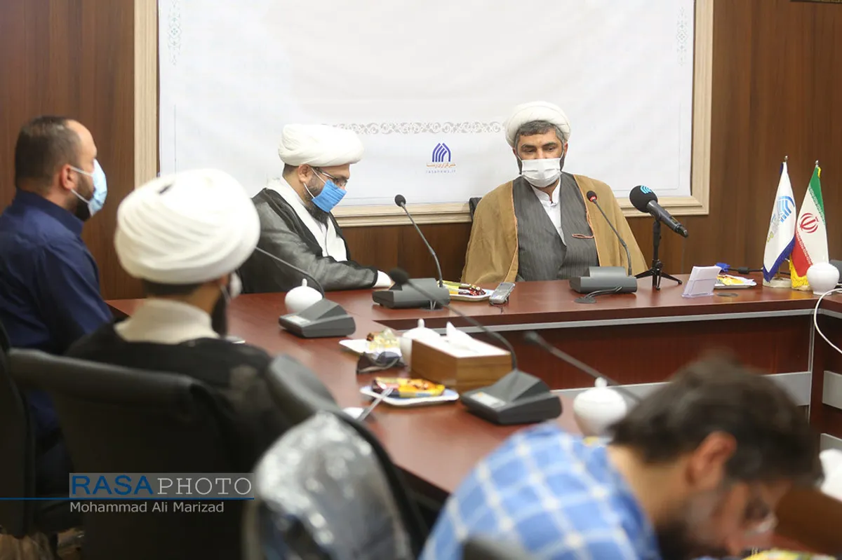 بازدید اعضای دفتر آیت الله اراکی از خبرگزاری رسا
