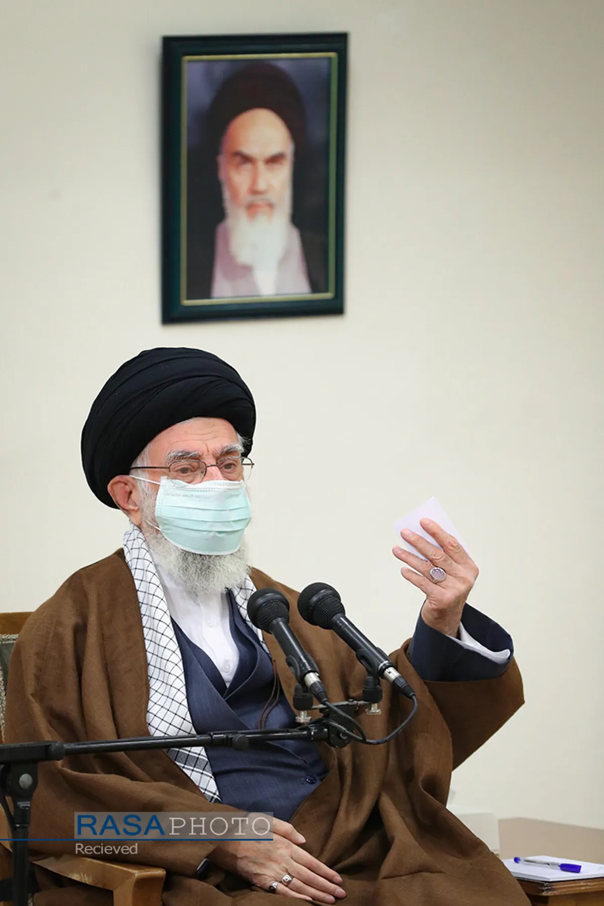 دیدار دست&zwnj;اندرکاران همایش بین&zwnj;المللی حمزه سیدالشهداء (ع) با رهبر انقلاب اسلامی