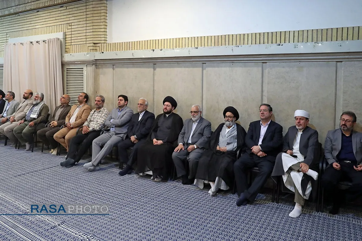 دیدار مسئولان نظام، سفرای کشور&zwnj;های اسلامی با رهبر انقلاب