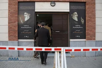 حضور شخصیت&zwnj;های حوزوی و گروه&zwnj;های مردم در دفتر حزب الله لبنان در قم