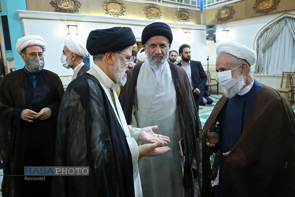 دیدار جمعی از علما و شخصیت&zwnj;های حوزوی با رئیس جمهور