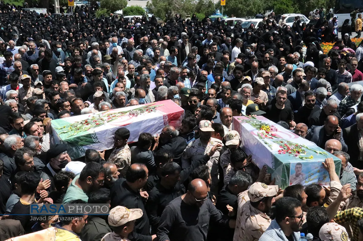 مراسم تشییع دو شهید حادثه انفجار در مرکز آماد و پشتیبانی سپاه دامغان