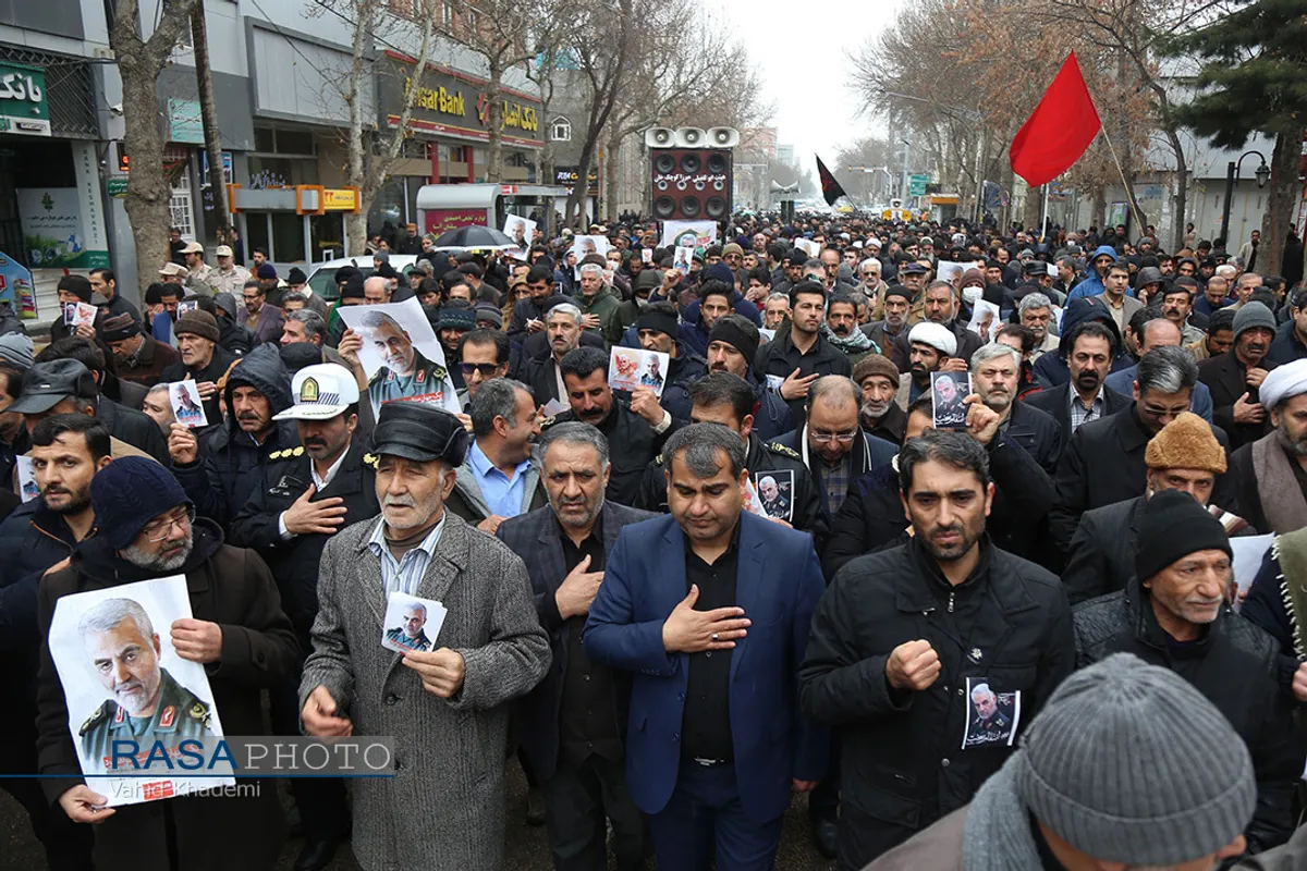 عزاداری و دسته روی مردم بجنورد در سوگ شهادت سردار سلیمانی&lrm;&lrm;