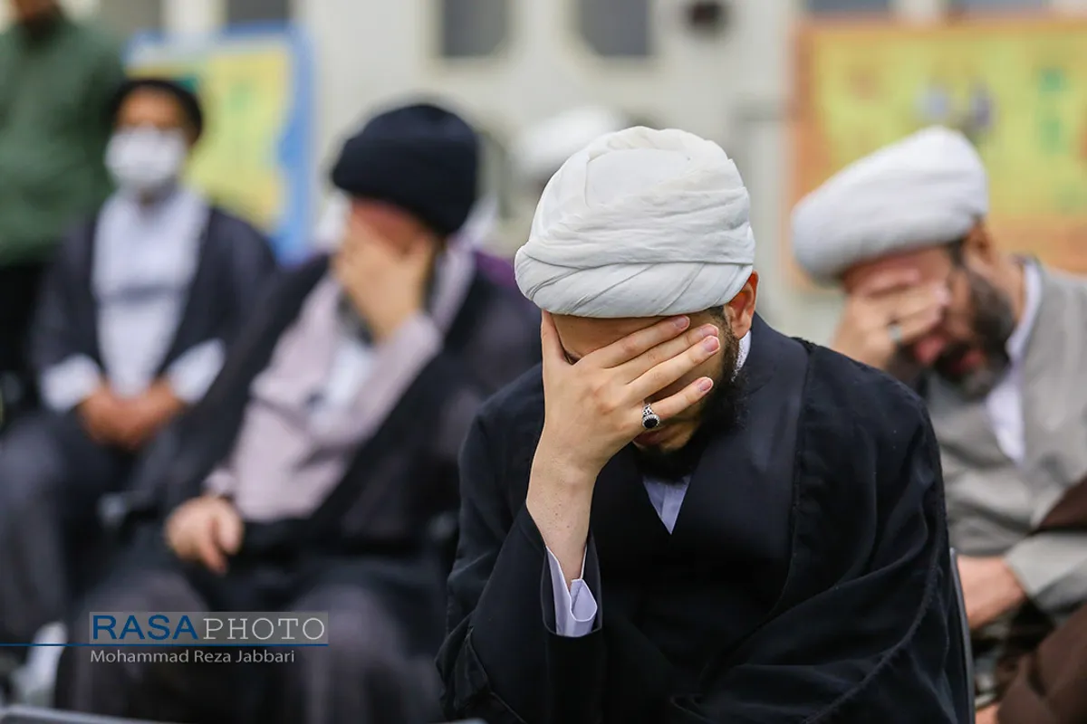 درس اخلاق آیت الله فیاضی در درفتر مقام معظم رهبری در قم