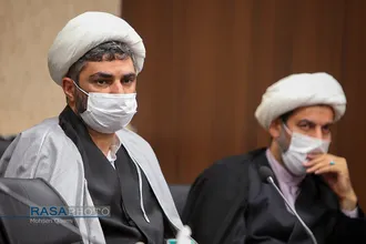 نشست صمیمی جمعی از نخبگان حوزه با حجت الاسلام والمسلمین عماد