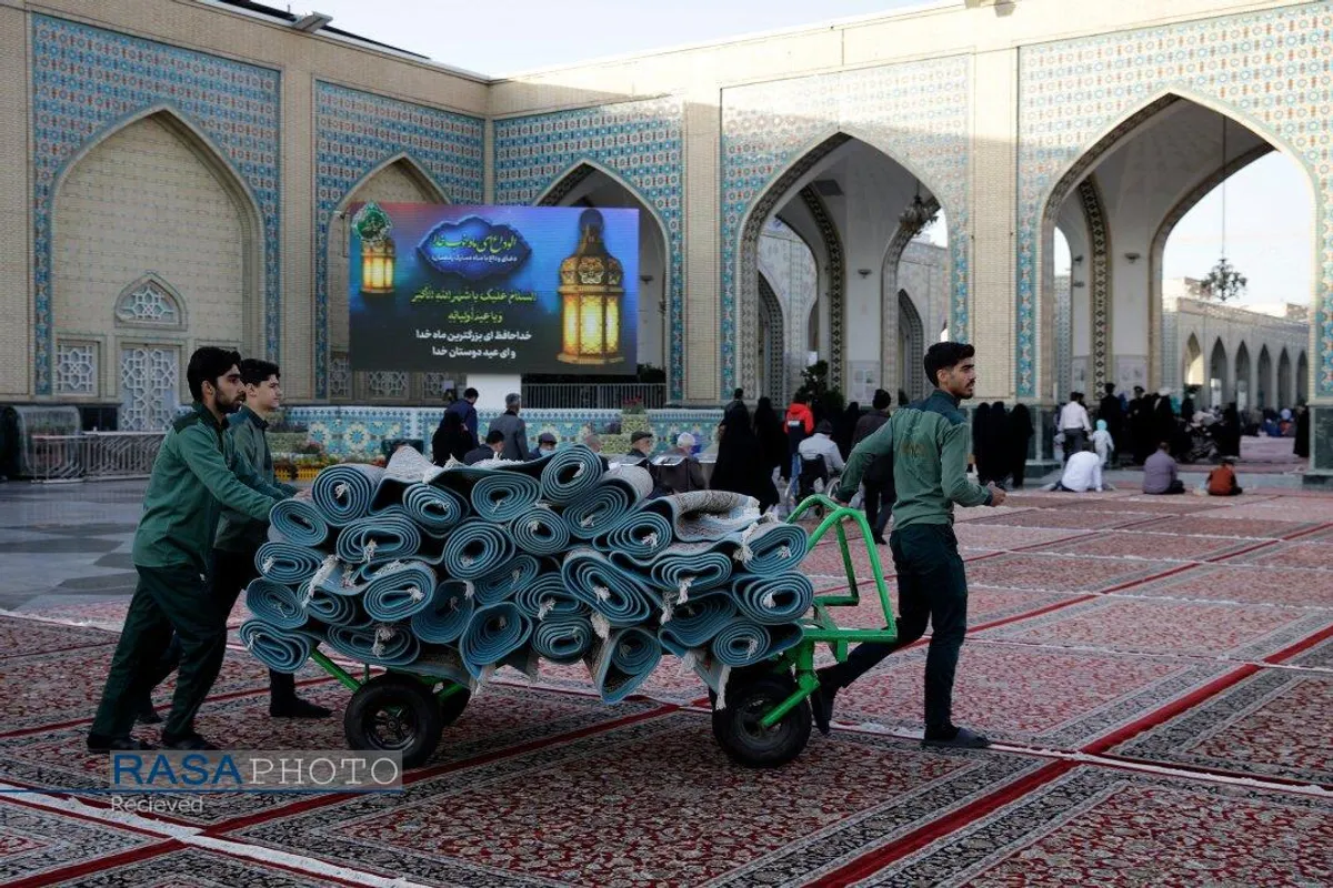 اقامه نماز عید سعید فطر در حرم حضرت امام رضا (علیه السلام)
