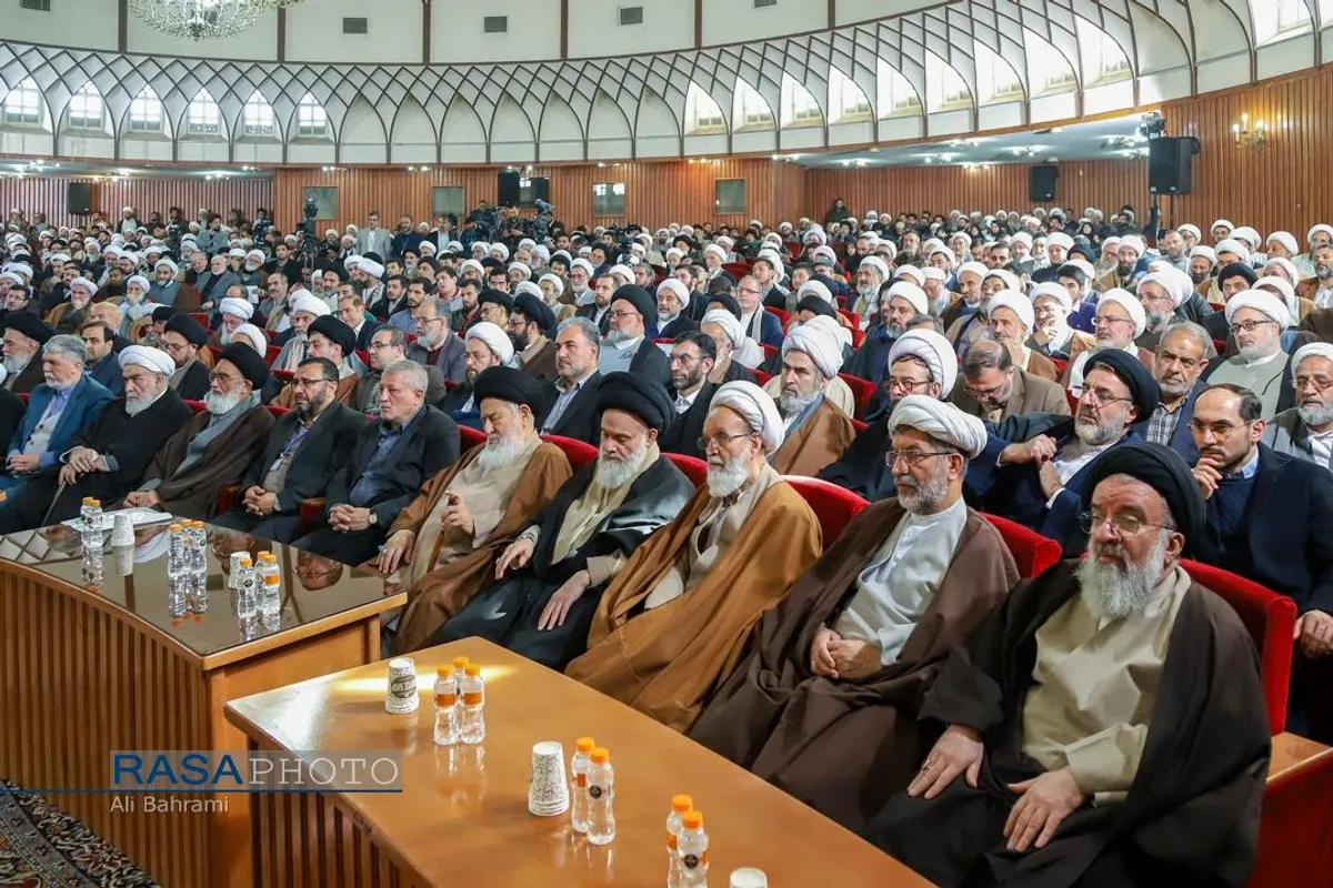 رونمایی از تفسیر تسنیم آیت&zwnj;الله جوادی آملی