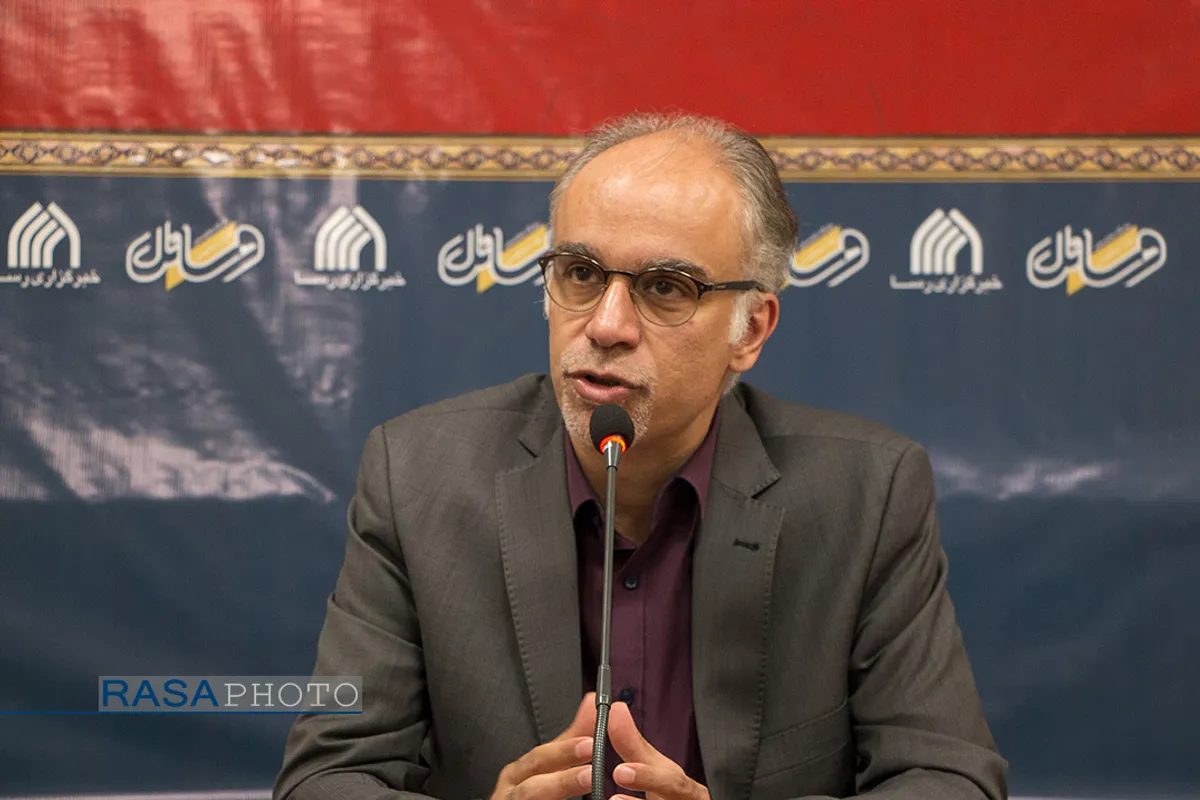 نهمین گعده یادداشت خوانی نویسندگان حوزوی
