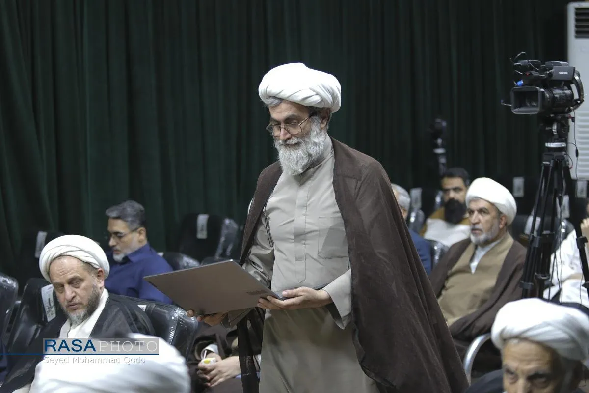 آیین رونمایی و رویداد فراخوان پژوهشی مبتنی بر پیام رهبر شهید امام خامنه&zwnj;ای (ره)