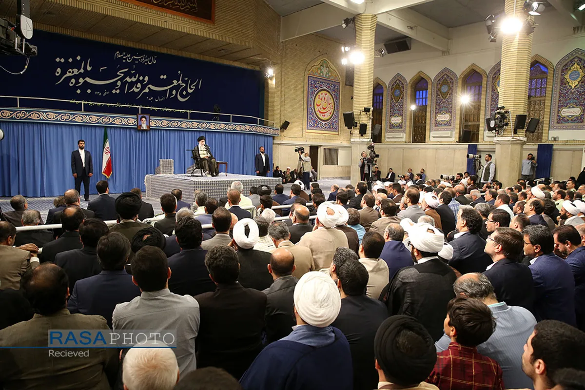 دیدار دست اندرکاران و کارگزاران حج با مقام معظم رهبری