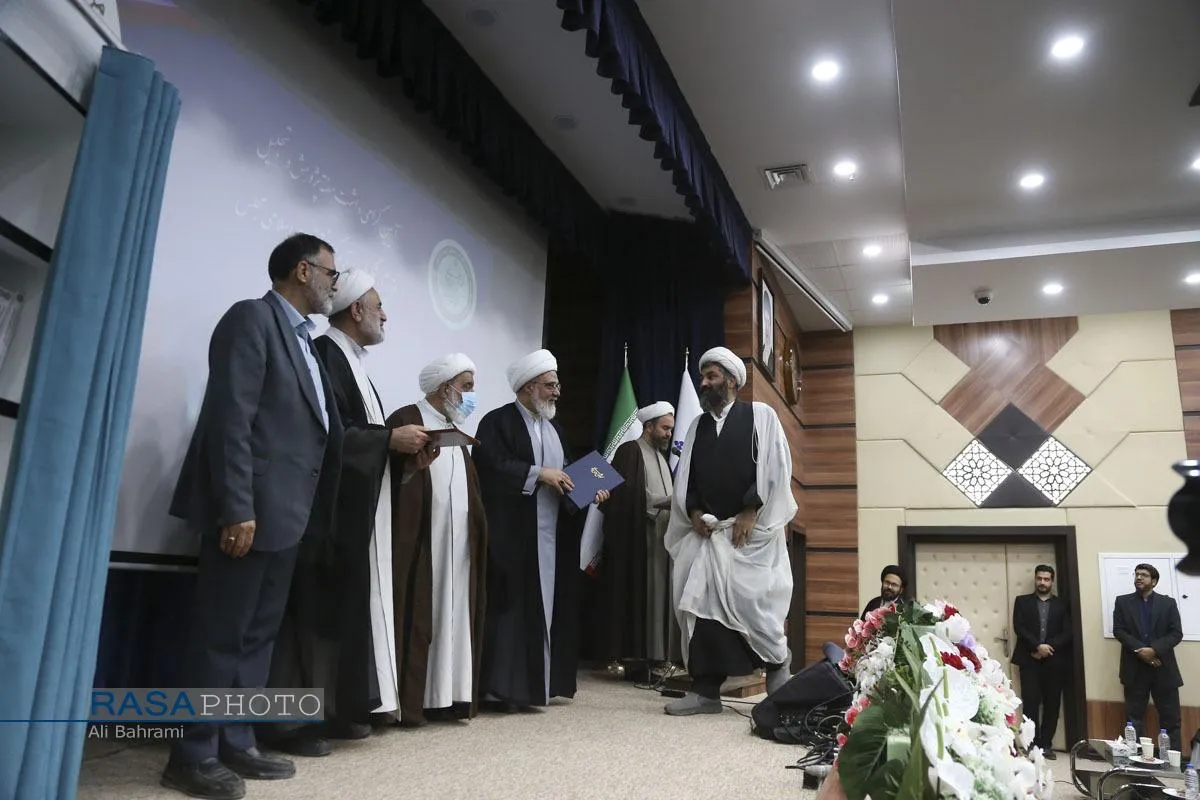مراسم تجلیل از پژوهشگران مرکز تحقیقات مجلس شورای اسلامی