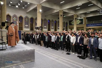 دیدار هزاران نفر از دانشجویان و دانش&zwnj;آموزان با مقام معظم رهبری
