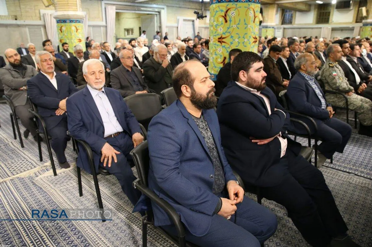دیدار مسئولان، سفرای کشورهای اسلامی و جمعی از اقشار مختلف مردم با رهبر انقلاب