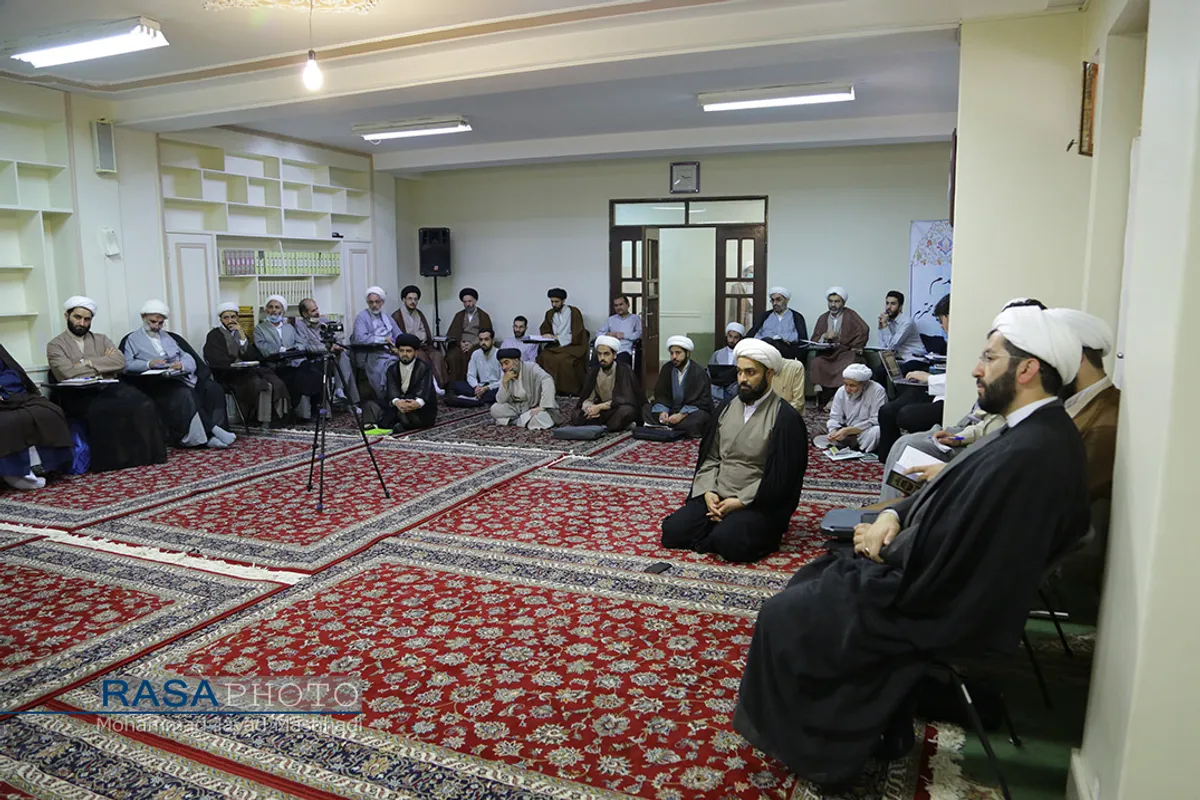 جلسات علمی آیت الله شب&zwnj;زنده دار در مشهد