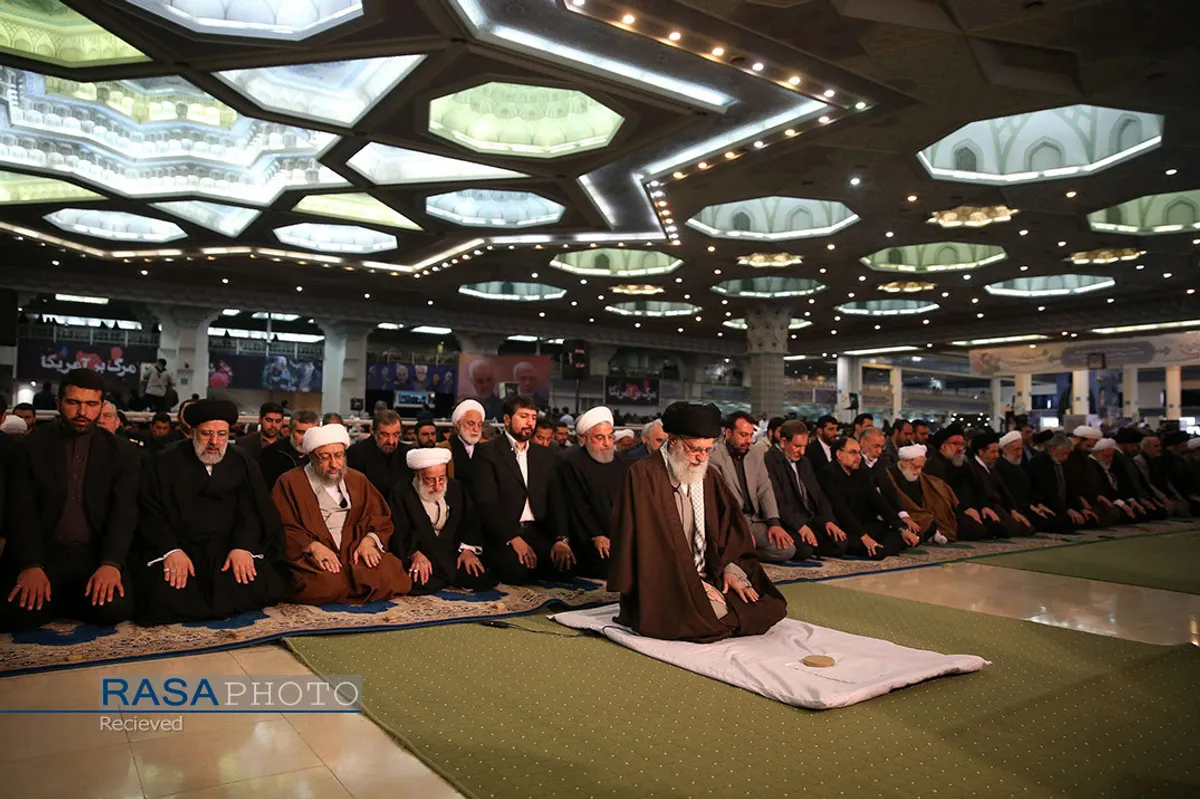اقامه نماز جمعه به امامت مقام معظم رهبری