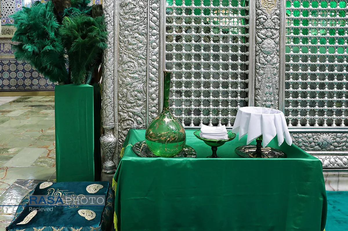 آئین غبارروبی ضریح مطهر حضرت امام رضا (علیه السلام) با حضور مراجع