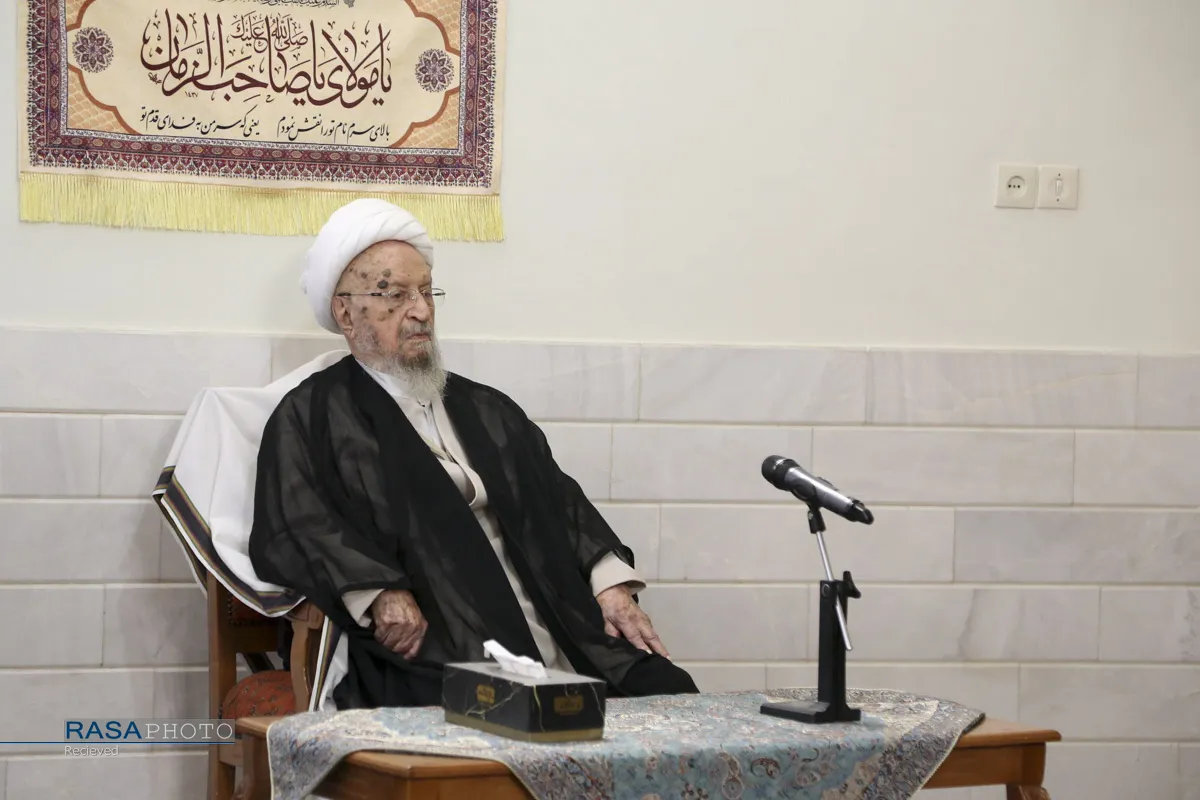 دیدار معاون اول رئیس جمهور با حضرت آیت الله مکارم شیرازی
