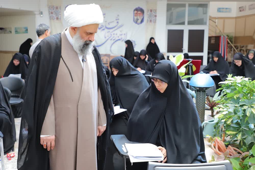 میزبانی از ۱۵ هزار داوطلب در آزمون ورودی حوزه‌های علمیه خواهران