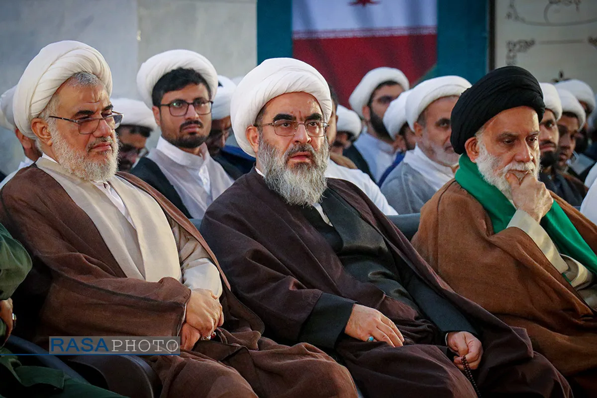 اجتماع عظیم علمای شیعه و اهل سنت هرمزگان همزمان با ولادت امیرالمومنین (ع) و دهه فجر
