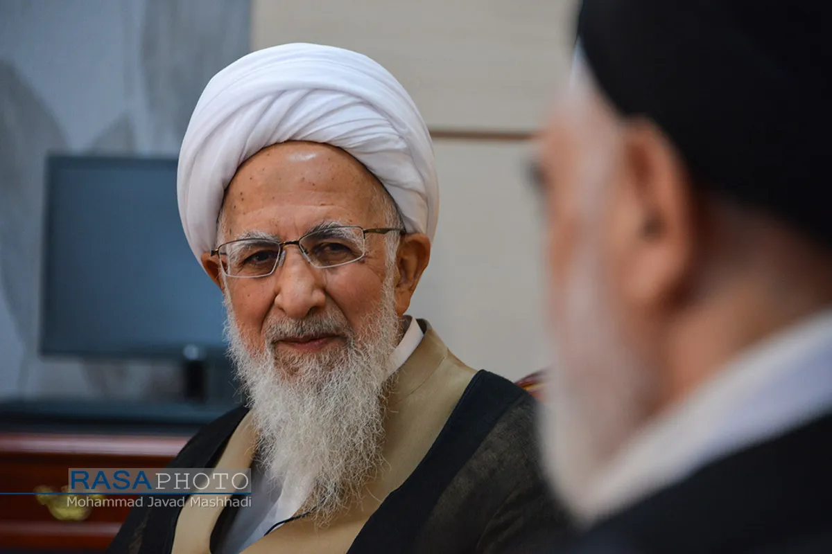 دیدار مدیر حوزه علمیه خراسان با آیت الله جوادی آملی&lrm;