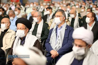 دیدار جمعی از پیشکسوتان و فرماندهان دفاع مقدس با فرمانده کل قوا