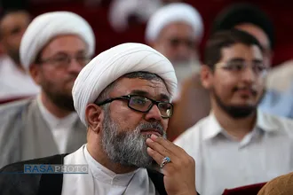 آیین رونمایی کتاب شرح نهج البلاغه متن بیانات حضرت آیت الله خامنه&zwnj;ای با سخنرانی آیت الله اعرافی مدیر حوزه علمیه