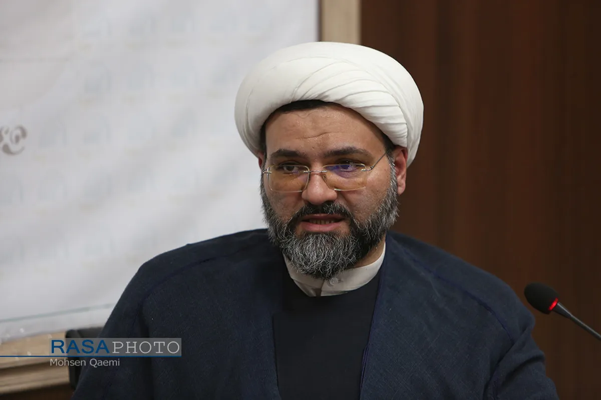 نشست راز ماندگاری انقلاب اسلامی در اندیشه امامین انقلاب