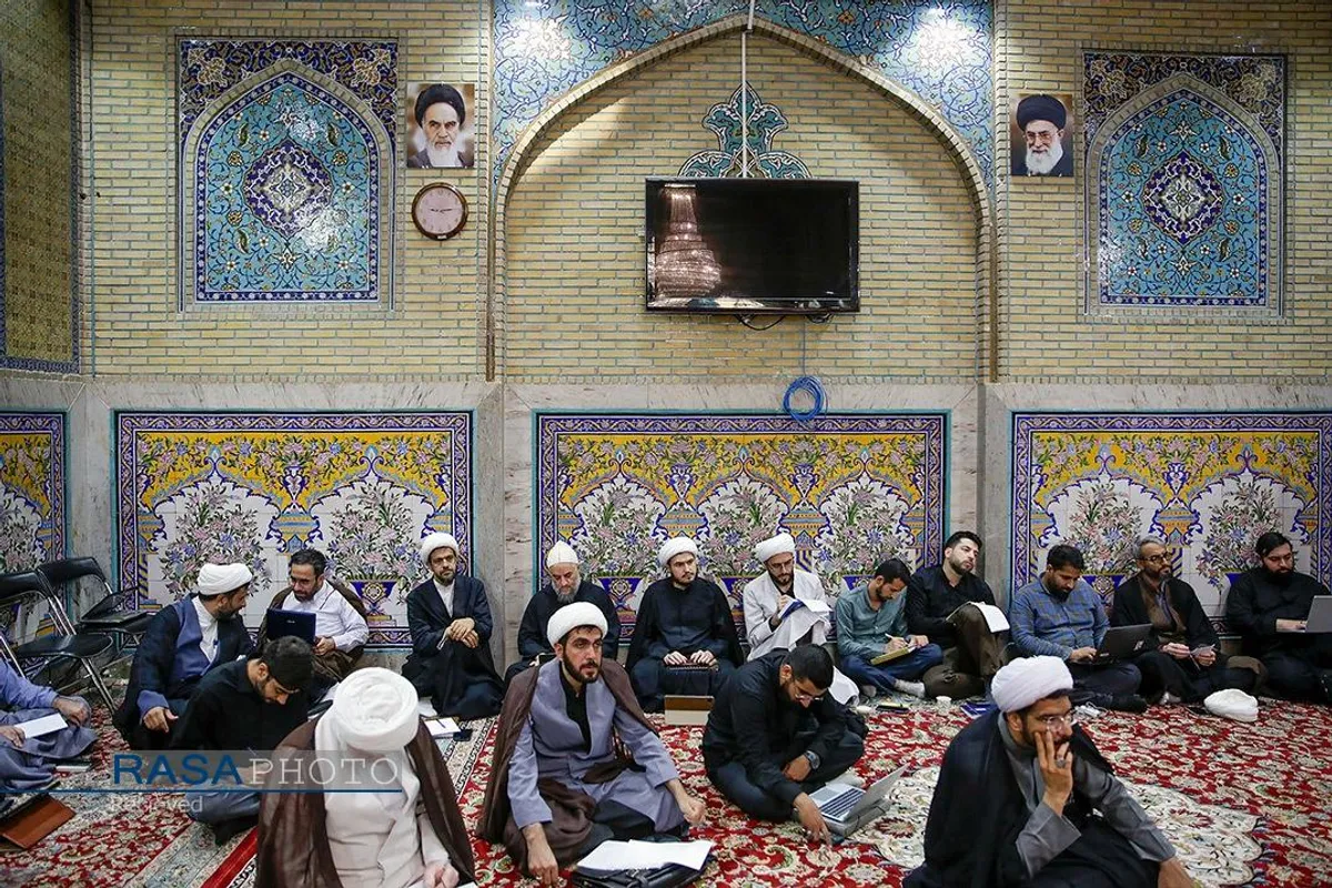 مدرسه تابستانی دارالعلم در مشهد مقدس