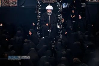 عزاداری حضرت اباعبد الله الحسین (علیه السلام) در حسینیه سادات اخوی تهران | عکس&zwnj;های منتخب خبرگزاری رسا از عزاداری دهه اول محرم ۱۳۹۸